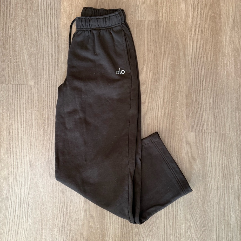 ALO Yoga Brown Track Pants with White Logo - Picture 8 of 8